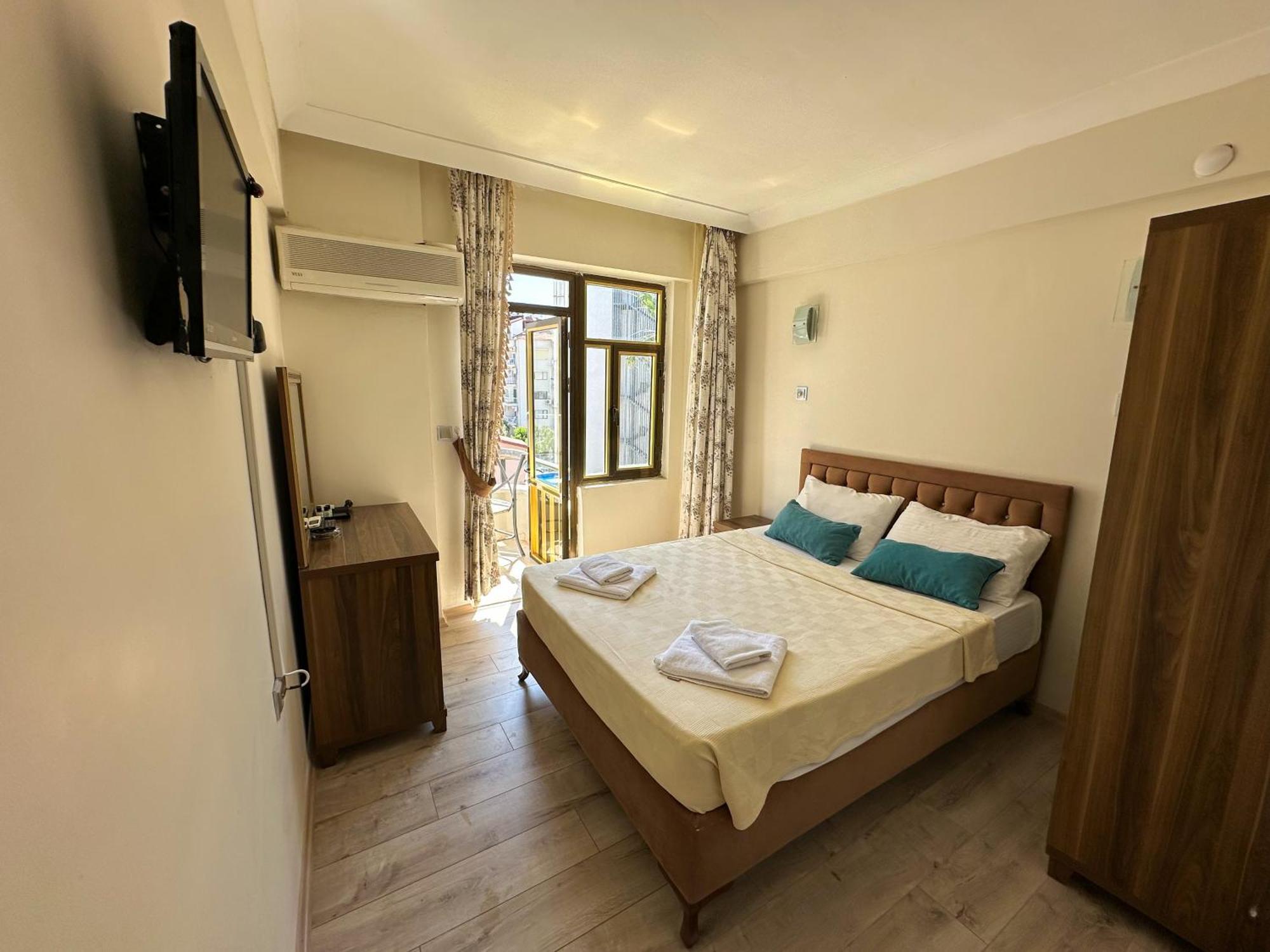 Reis Beach Hotel Мармарис Экстерьер фото