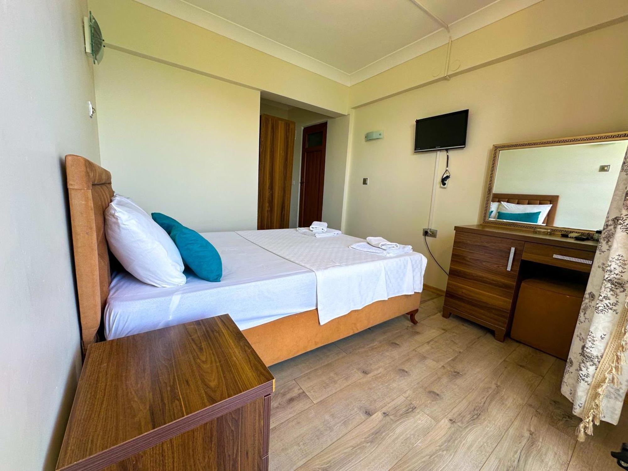 Reis Beach Hotel Мармарис Экстерьер фото