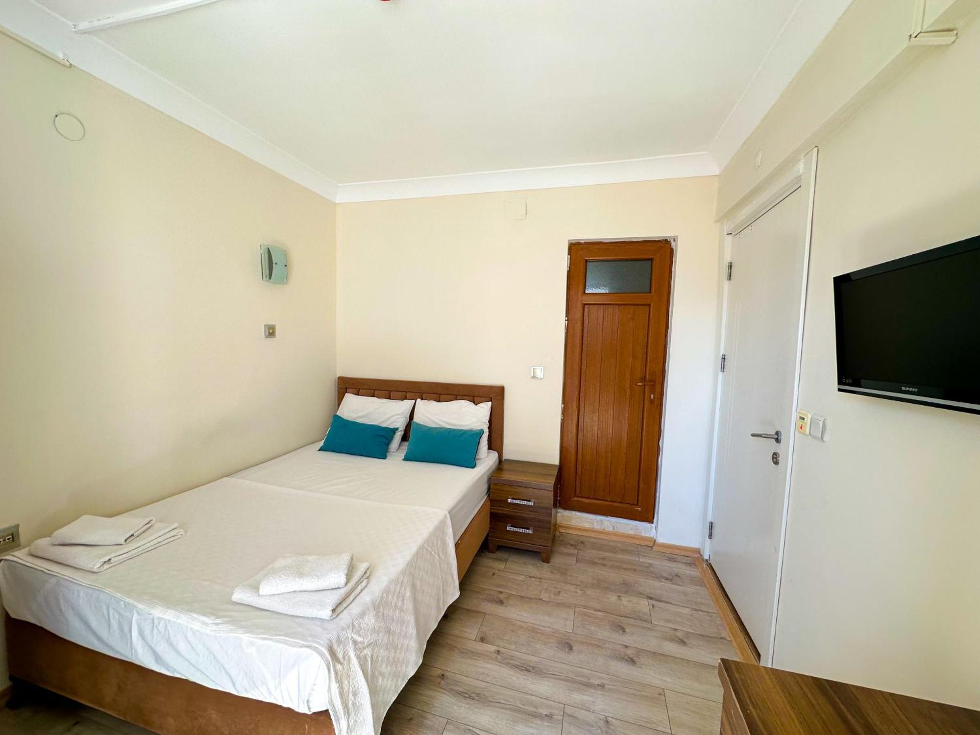 Reis Beach Hotel Мармарис Экстерьер фото