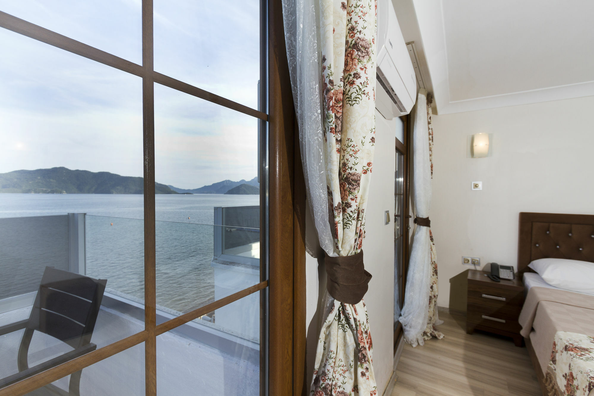 Reis Beach Hotel Мармарис Экстерьер фото